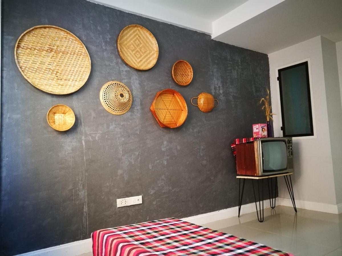 Pak Chong More Hostel Екстер'єр фото