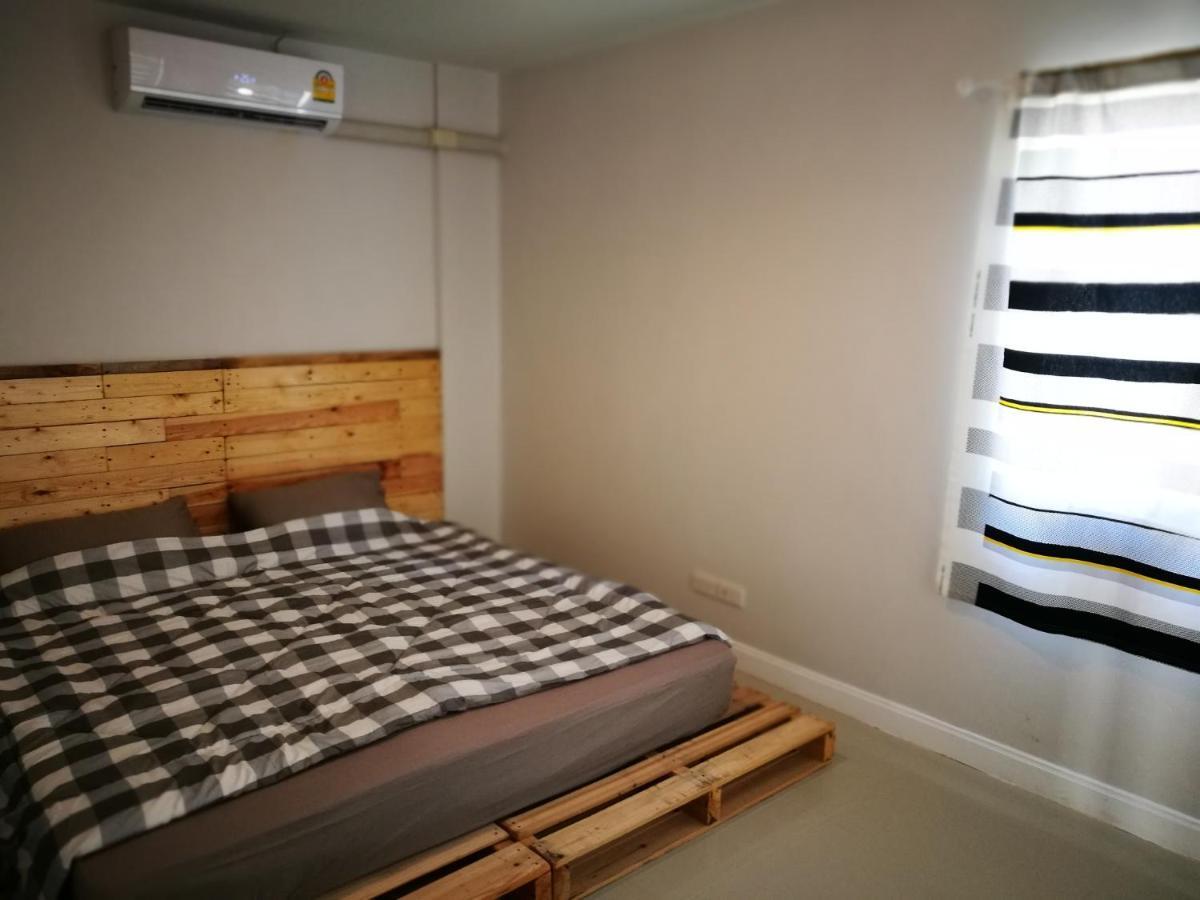 Pak Chong More Hostel Екстер'єр фото